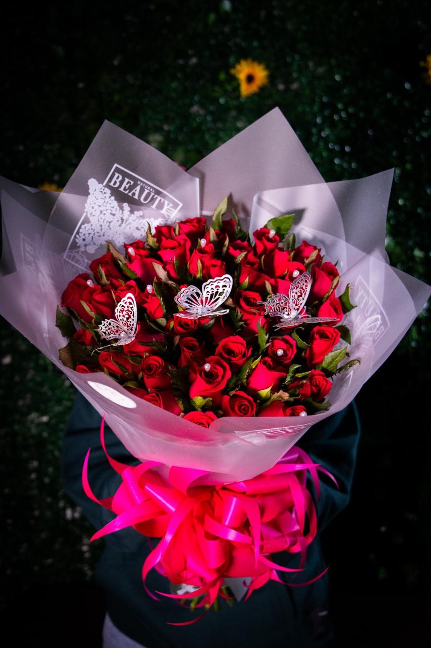 Ramo de 50 Rosas Premium